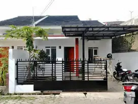 di jual rumah dalam cluster ujung berung