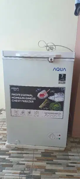 Freezer merk aqua  type AQF-110FA