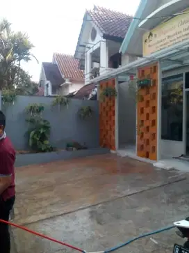 Rumah Kos Omset sekitar 300 jt setahun Kencana Loka BSD Sektor 1