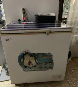 Frizer Sanyo rumahan