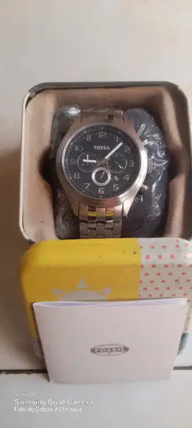 Jam tangan Fossil