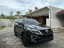 Fortuner VRZ TRD 2020 Like New