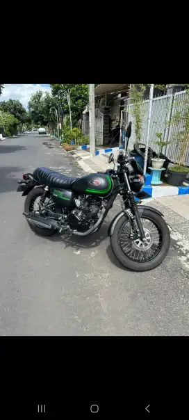 Kawasaki w175 cafe tahun 2022 low km