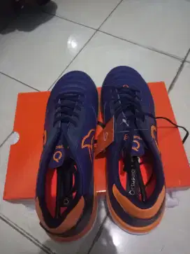 Sepatu futsal Ortuseight Jogosala Ronin