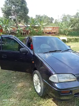 Mobil sedan estim suzuki