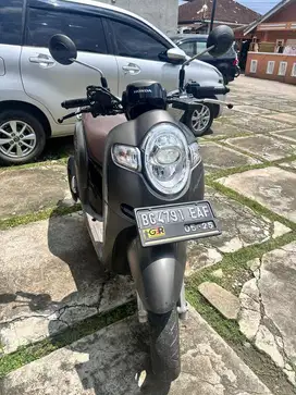 Dijual Honda Scoopy stylist ISS thn 2020 warna abu