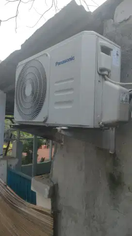 Service Ac,Mesin Cuci,Kulkas,Pompa Air dan Bongkar Pasang AC.