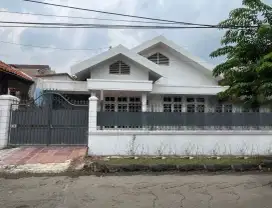 Sewa MURAH Rumah terawat Dharmahusada,Dkt Kertajaya,Unair,Dr Sutomo