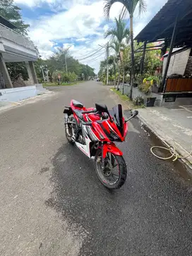 Honda CBR 150 2016