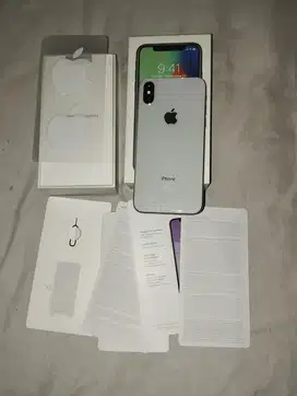 iPhone X 64GB, ex iBox