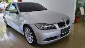 Dijual BMW 320i E90 AT 2008 terawatttt