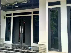 Di Jual Rumah Posisi Hook,