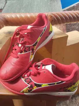 Sepatu futsal diadora uk 41