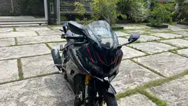 Di Jual motor R15 V3 Pajak masih panjang