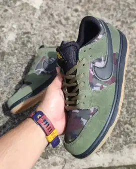 Nike SB Dunk Army Camo size 43