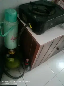 Kompor gas , tabung isi full