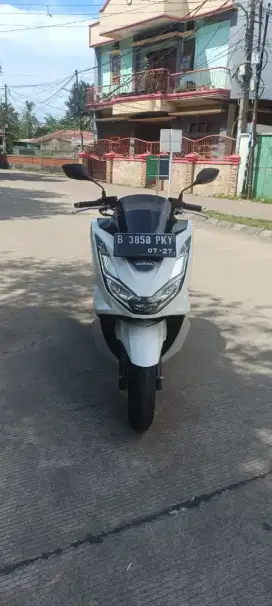 (For sale) Honda PCX 160cc 2022 istimewa