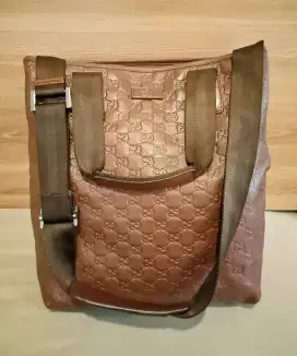 TAS GUCCI LEATHER