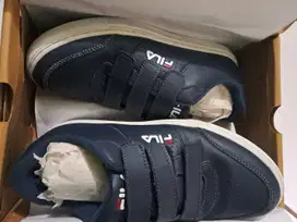 Sepatu fila uk 38