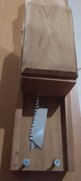 Serutan ES KAYU