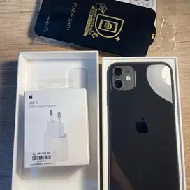 iPhone 11 64 GB Second ( Lengkap dengan kotak)