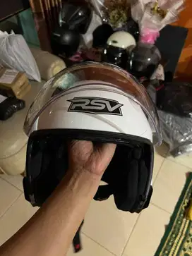 helm RSV sv300 uk L