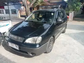 KIA Carens 2001