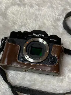 Jual kamera mirrorless Fujifilm XT30ii