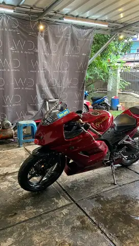 Dibutuhkan segera tenaga kerja cuci mobil, motor, dan helper detailing