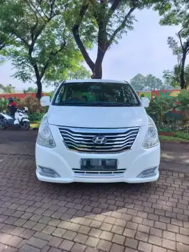 Hyundai H1 Royale Diesel Automatic Tahun 2015