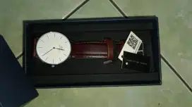 Jam Daniel Wellington