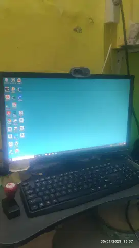 Monitor lenovo 21 inchi