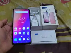 VIVO V15 RAM 8GB /256GB 4G LTE 6.53in Finger Kamera Pop Up BUTUH UANG