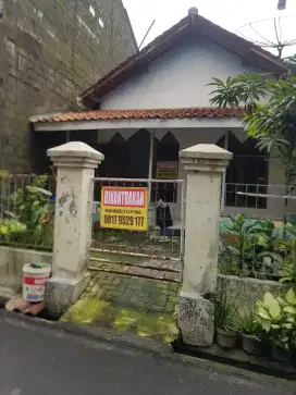 Disewakan Rumah di Belakang LUWES Ungaran