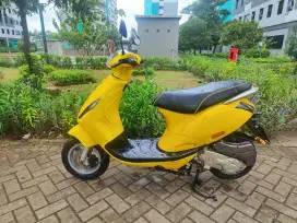 Dijual Zip piagio vespa 2011