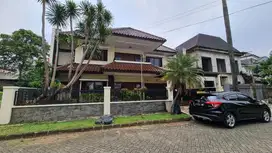 GS31 Rumah Second 2 Lt dalam Komplek Dekat Mall Pondok Indah, Jakarta