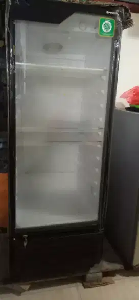 Showcase Kulkas khusus freezer merk Sharp