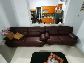 Sofa Kuning dan Merah (5 Sofa)