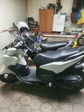 Motor vario tipe tertinggi, mulus, pemakaian pribadi jarang dipakai