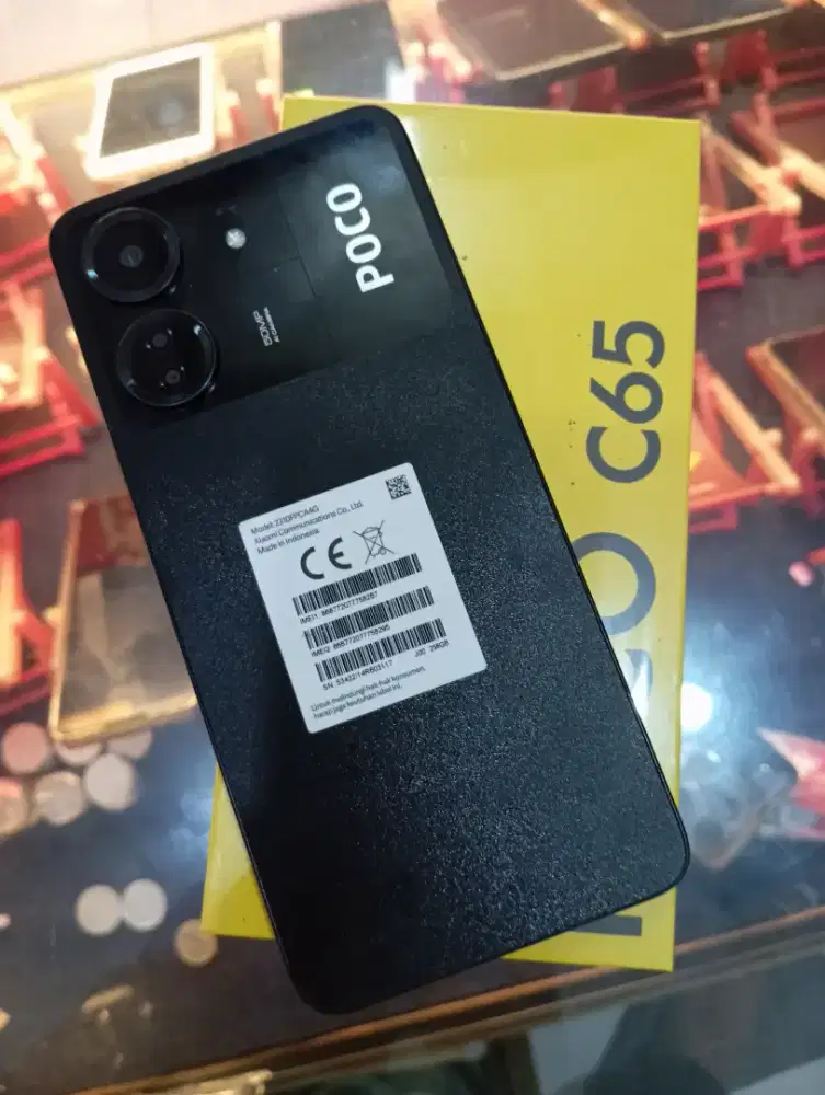Xiaomi Poco C65 ram 8/256 likenew garansi msh panjang