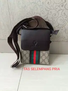 Tas Selempang Pria