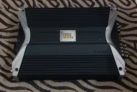 Power Ampli JBL GT5 A604