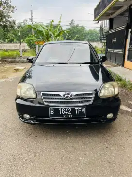 Jual hyundai Avega 2008