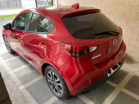 Mazda 2 Skyactive Merah pmk 2018 tgn 1