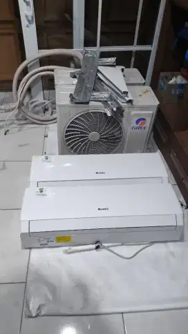 AC GREE 2 PK SECOND SEPERTI BARU