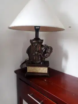 Lampu sudut ruang tidur jadul