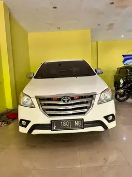 Toyota Innova Barong