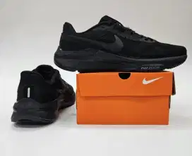 NIKE ZOOM STRUCTURE25