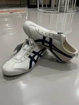 SEPATU ONITSUKA SLIP ON UNISEX Cream Navy  100% Original