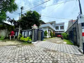 DIJUAL RUMAH MEWAH 2 LANTAI + KOST EKSKLUSIF 7 KAMAR, UMBULHARJO JOGJA